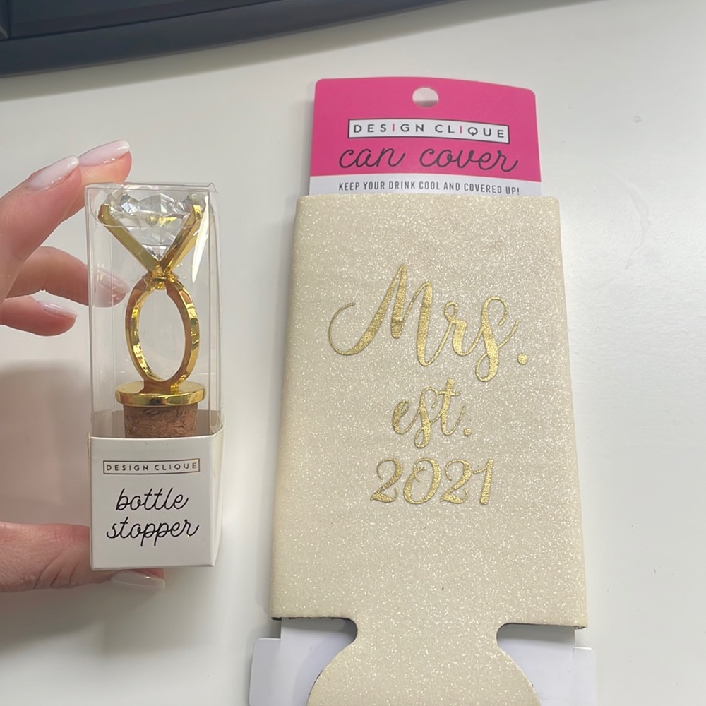 Bride accessories